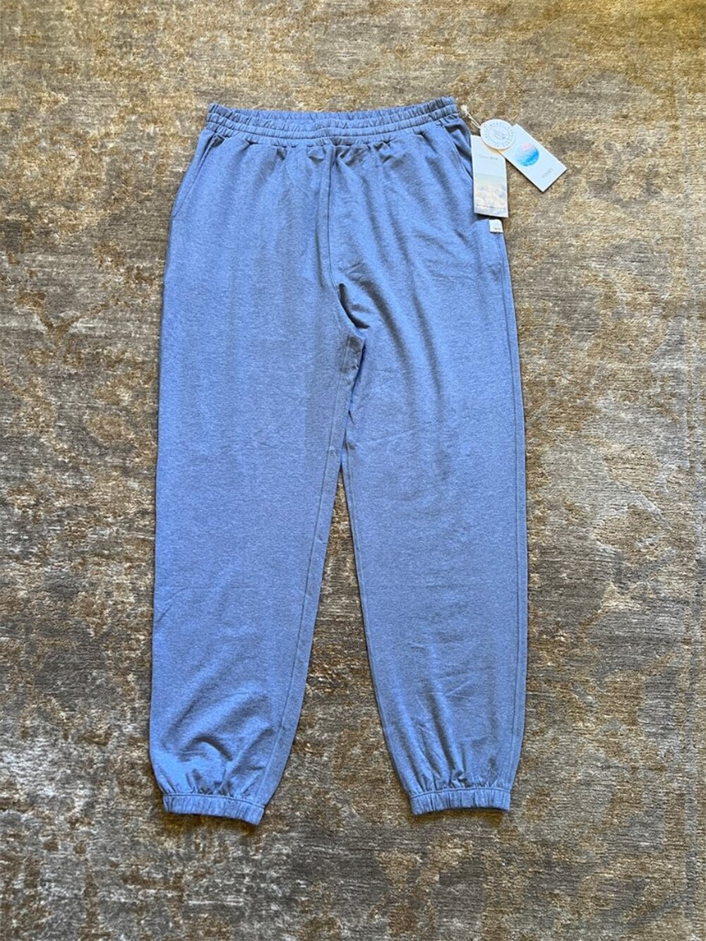 Vuori Boyfriend Jogger Blue Heron Heather Medium NWT - Picture 3 of 12